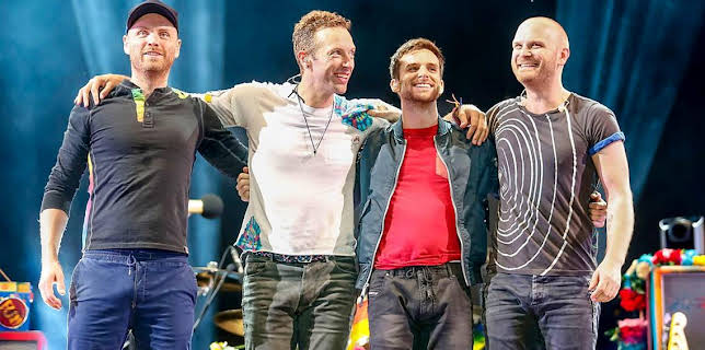 10:40 PM: Rewind: 60 Years of Welsh Pop (S2) | BBC One Wales | 12/2 2025