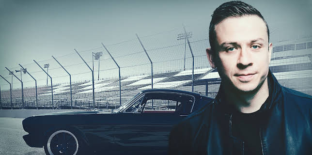 4:00 AM: Speed Is The New Black (S1 E1) (S1) | Discovery Turbo | 12/27 2025