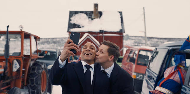 22:25: Heajastallan – Bryllupsfesten: Frierferd / Sogŋostallan | NRK 1 | 1/1 2026