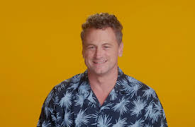 Forking Delicious: 100 Iconic Dishes: Mozarella Ice Cream or Strawberry Pizza