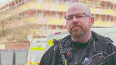 11:00 AM: Traffic Cops (S6 E6) (S6) | 5 Star | 12/22 2025