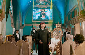 El Novicio Rebelde: God Squeezes but Never Chokes