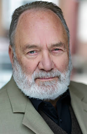 Constantine Gregory as The Mayor