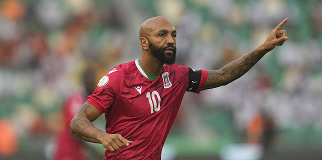 2:55 PM: Live Football: Equatorial... | 4 Seven | 12/28 2025