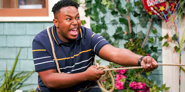 04:45: The Neighborhood | ProSieben | 11/30 2025