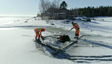 På glattisen (S4 E8)