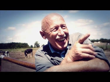 1:00 PM: The Incredible Dr. Pol | Nat Geo Wild | 12/22 2025