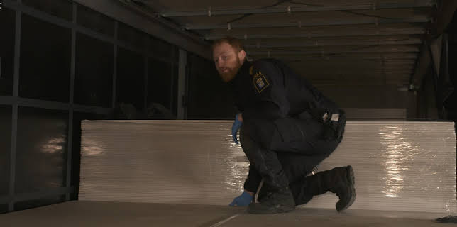 12:15: Gränsbevakarna Sverige (S3 E1) (S3) | Discovery Channel | 11/11 2025