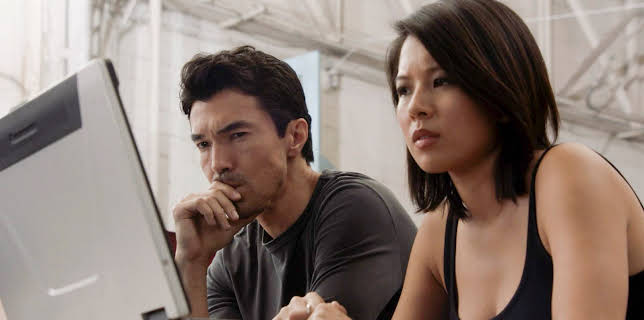 14:00: Hawaii Five-0 (S8 E15) (S8) | TV6 | 12/26 2025