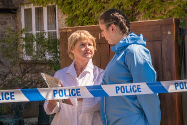 18:30: Mord og mysterier (S20 E3) (S20) | VOX | 4/22 2026