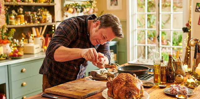 1:10 PM: Jamie's Easy Christmas | Channel 4 | 12/9 2025