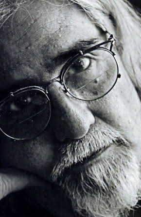 Peque Gallaga as Director