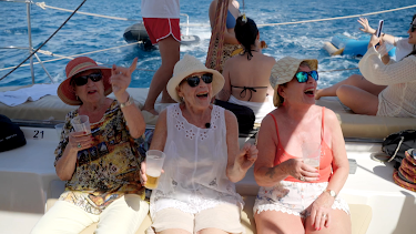 22:30: Charterfeber (S13 E10) (S13) | TV3 | 4/9 2026