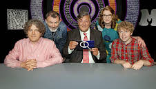 QI XL (S13 E9)