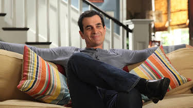 2:30 PM: Modern Family | E4 | 3/27 2026