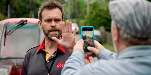 10:55: Side om Side: Problemer i Posten | NRK 2 | 11/18 2025