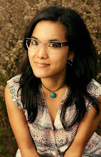 Ali Wong som Director