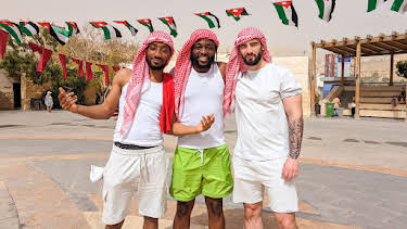 12:00 AM: Rich Holiday, Poor Holiday (S4 E7) (S4) | 5 Select | 2/18 2026