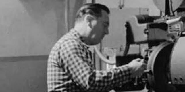 22:45: La Gran Il·lusió. Relat intermitent del cinema català: Nits de vi i resistència | TV3 Cat | 12/8 2025