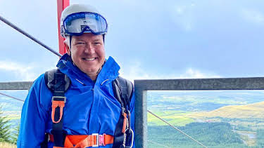 2:15 PM: Weatherman Walking (S13) | BBC Two | 9/7 2026