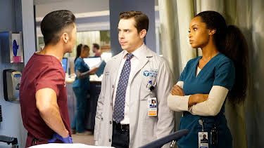 03:40: Chicago Med (S4 E11) (S4) | Viasat Series | 8/21 2026