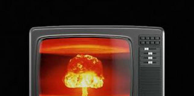 00:02: Nits sense ficció: Un fenomen televisiu | Canal 33 | 12/14 2025