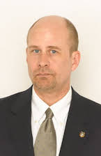 Terry Kinney som Hall
