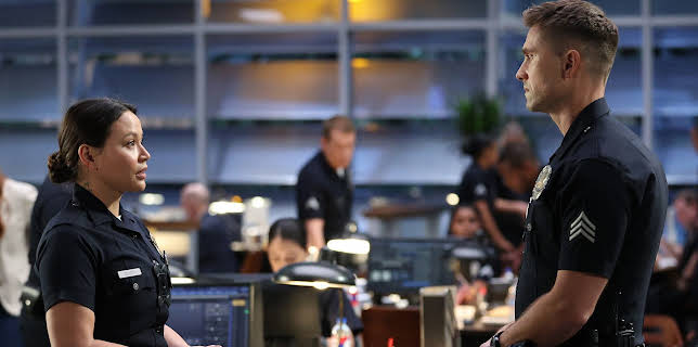 17:30: The Rookie (S4 E8) (S4) | Viasat Series | 12/3 2025