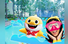 Hey Tenny! Learning Videos and Kids Songs: Tenny's Pool Playtime with Baby Shark