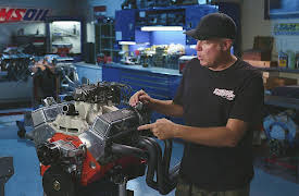 Engine Masters: Roller versus Flat-Tappet Cams!