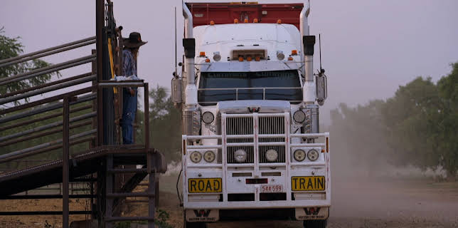 2:00 PM: Aussie Road Train Truckers (S1 E8) (S1) | Dave | 11/24 2025