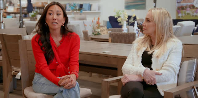 12:55: The Real Housewives of Orange County (S18 E13) (S18) | TV3 | 12/15 2025