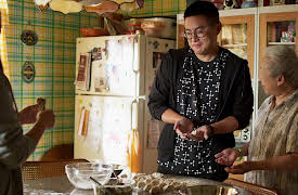 Awkwafina Is Nora From Queens, Season 1: Grandma Loves Nora