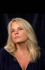 Jennifer Runyon als Female Student