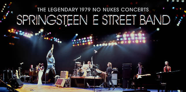 Bruce Springsteen & The E Street Band - The Legendary 1979 No Nukes Concert (2023)