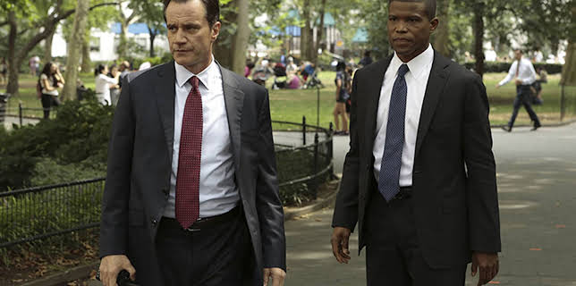 16:45: White Collar (S5 E11) (S5) | Viasat Series | 11/19 2025