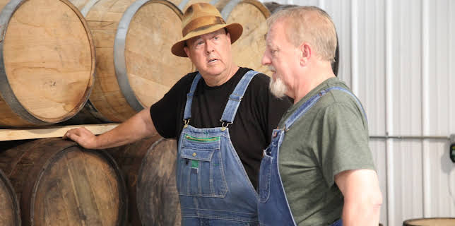 06:25: Moonshiners (S14 E2) (S14) | Discovery Channel | 12/30 2025