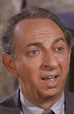 Phil Leeds como The Lincoln Brigade