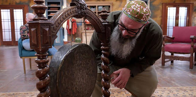 3:45 PM: The Bidding Room (S7) | BBC One | 12/3 2025