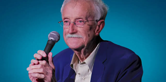 Andy Huggins: Early Bird Special (2023)