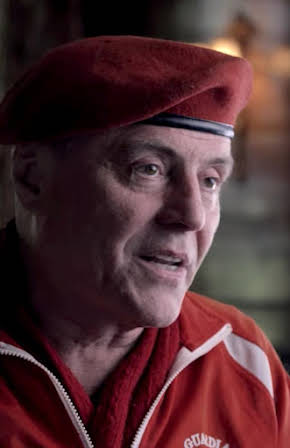 Curtis Sliwa as 