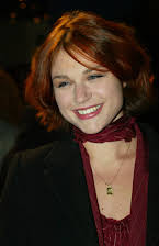 Émilie Dequenne som 