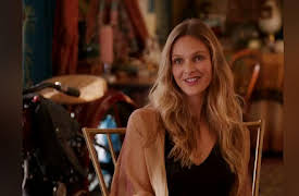 Girlfriends' Guide to Divorce, Season 1: Rule #92:  Don't Do The Crime If You Can't Do The Time