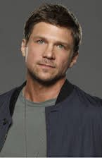 Marc Blucas som 