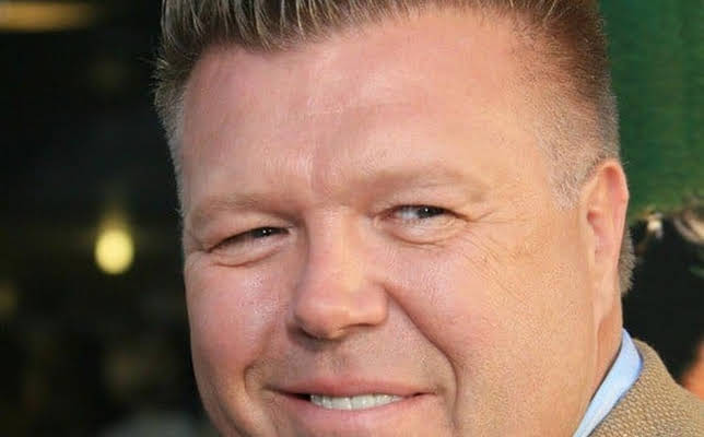 Joel McKinnon Miller