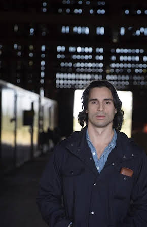 Castor Fernandez as Director