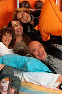 21:00: L'un per l'altre (T2): Ep.1 Sense pèls a la llengua | Canal 33 | 10/14 2026