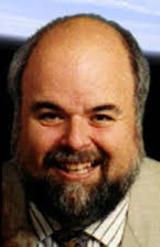 Robert K. Weiss como Director