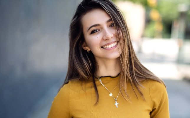 Anjelica Bette Fellini