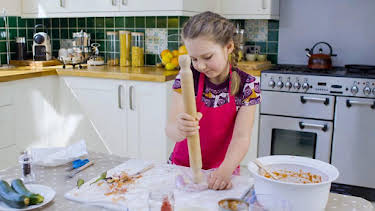 1:00 PM: My World Kitchen (S2) | Cbeebies | 2/4 2026